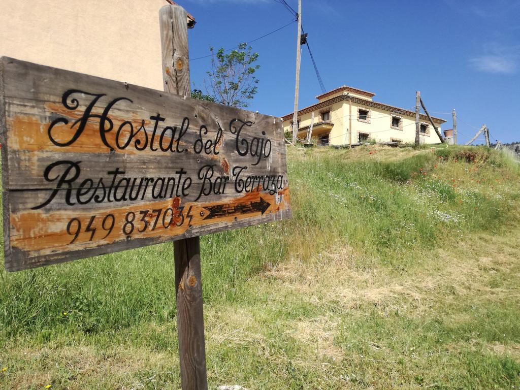 Hostal Del Tajo Peralejos de las Truchas Luaran gambar